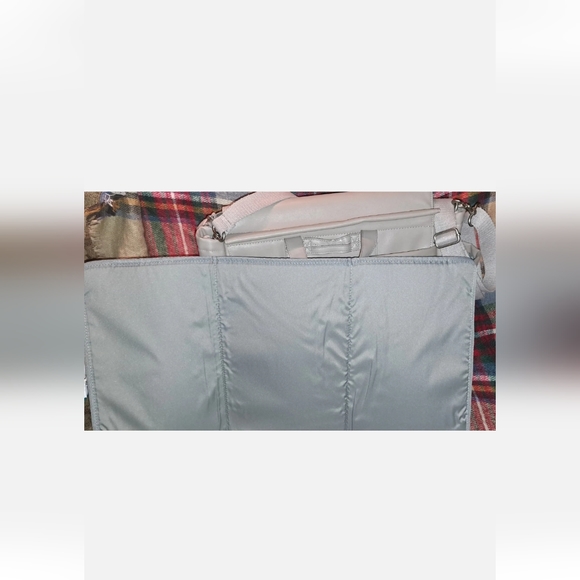 Sweet Skip And Hop Baby Diaper Bag With Changing Pad Beige/Grey Lrg Bag - Picture 6 of 8